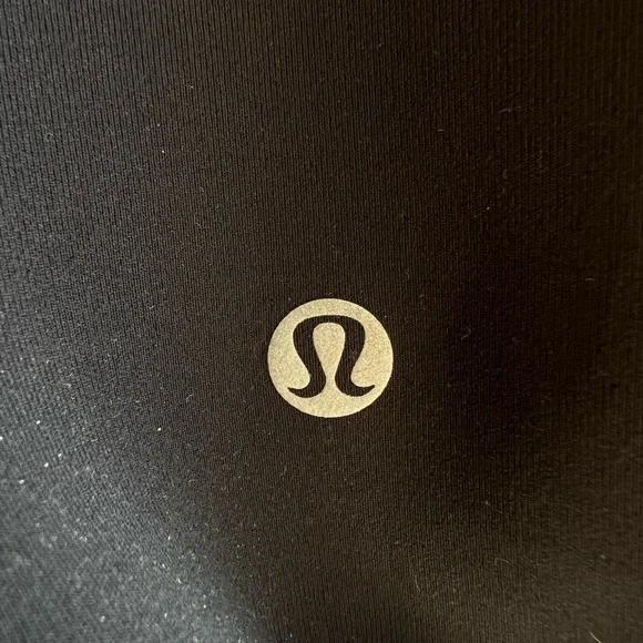 Lululemon Athletica Unleash Strength Black Cropped Hooded Jacket 4 Hoodie - Picture 6 of 8